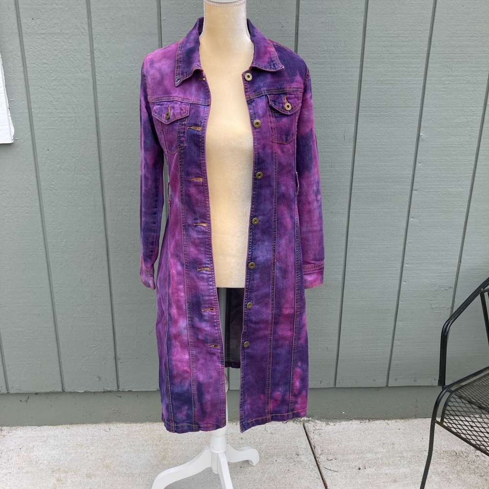 Dyed vintage denim long jean jacket - Picture 7 of 16